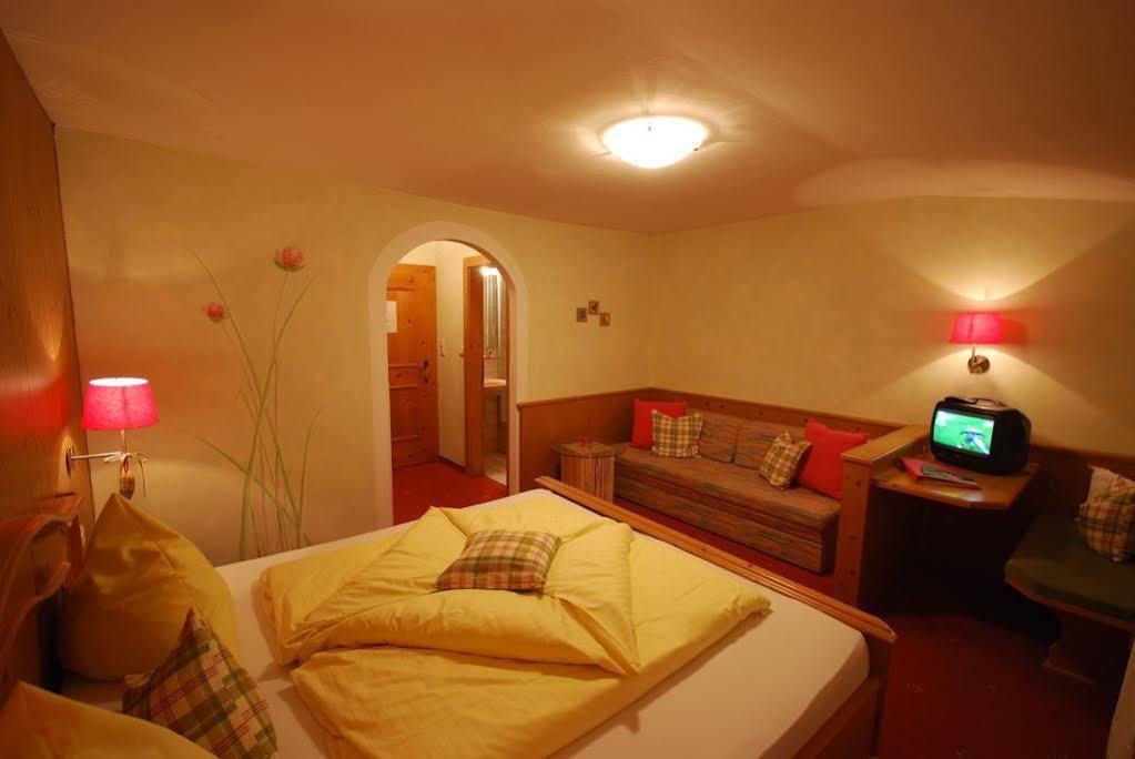 B&B Wienerhof Тринц Екстериор снимка