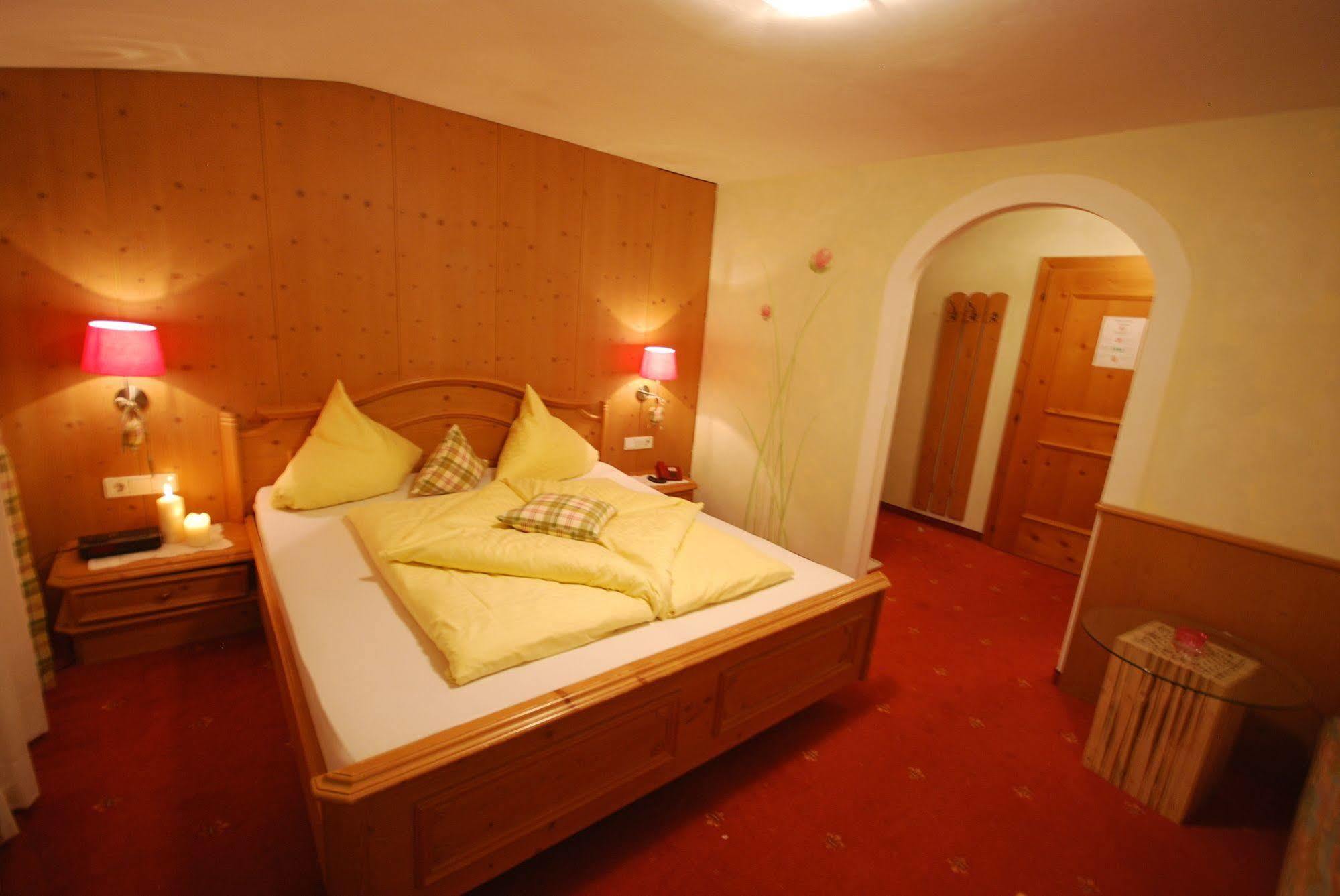B&B Wienerhof Тринц Екстериор снимка
